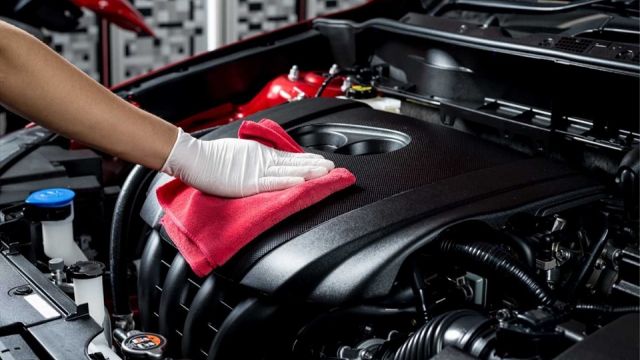 Những hậu quả của việc không vệ sinh khoang máy ôtô thường xuyên