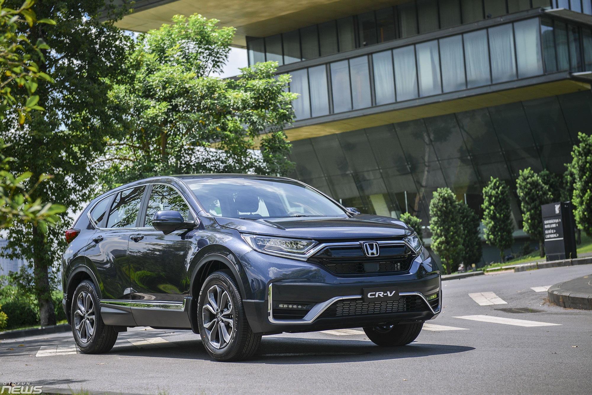 CRV xanh đen