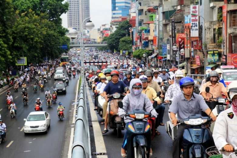 lai-xe-an-toan-trong-thanh-pho
