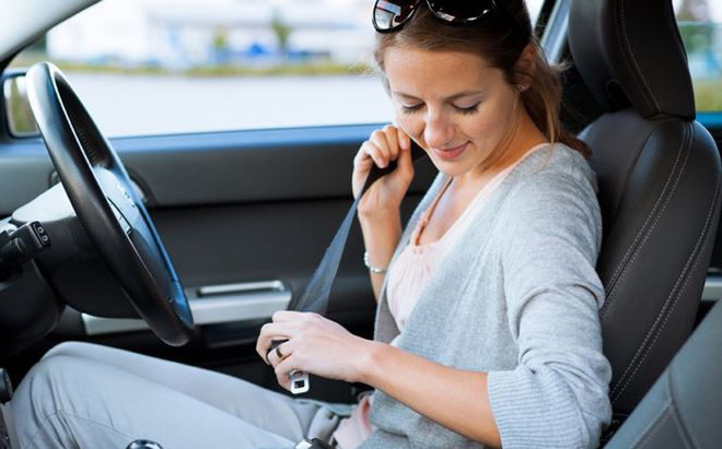 Sử Dụng Dây Đai An Toàn Của Xe Ô tô Đúng Cách